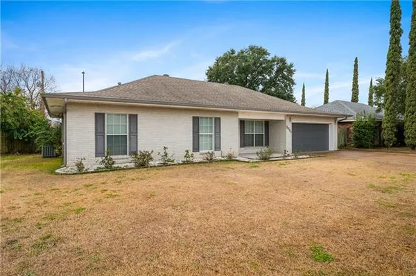 $256,000 | 2023 Memorial Drive, Alexandria, LA 71301
