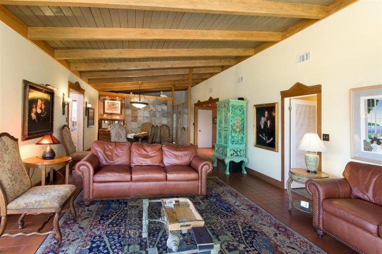 1131 Heatherside Road Pasadena, CA 91105 - Photo 11 of 44 a outdoor living space with furniture and a rug
