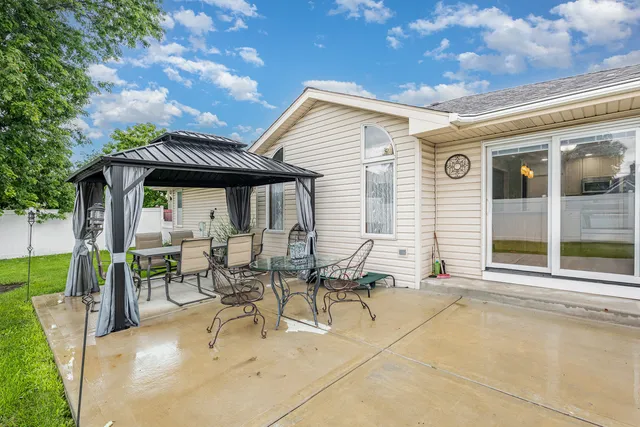 $380,000 | 6610 Leupold Lane, Plainfield, IL 60586