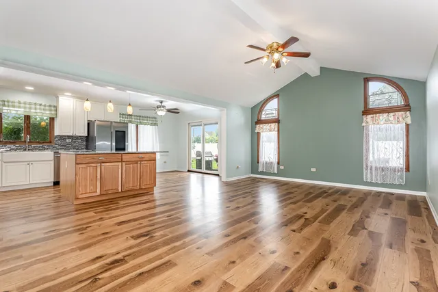 $380,000 | 6610 Leupold Lane, Plainfield, IL 60586