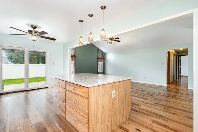 $380,000 | 6610 Leupold Lane, Plainfield, IL 60586