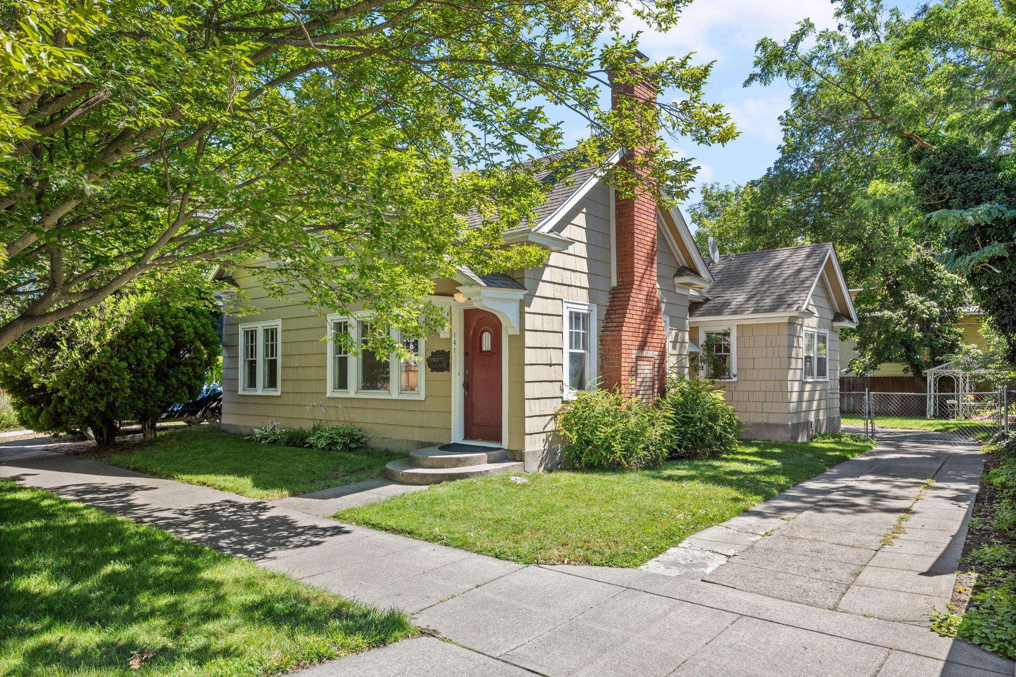 147 South Elm Street Spokane, WA 99201 - Photo 1 of 36