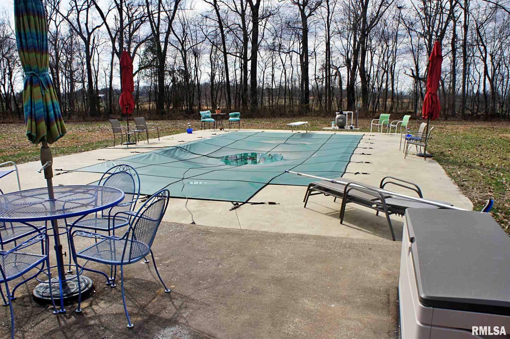 3949 Barnes Creek Road Metropolis, IL 62960 - Photo 7 of 42