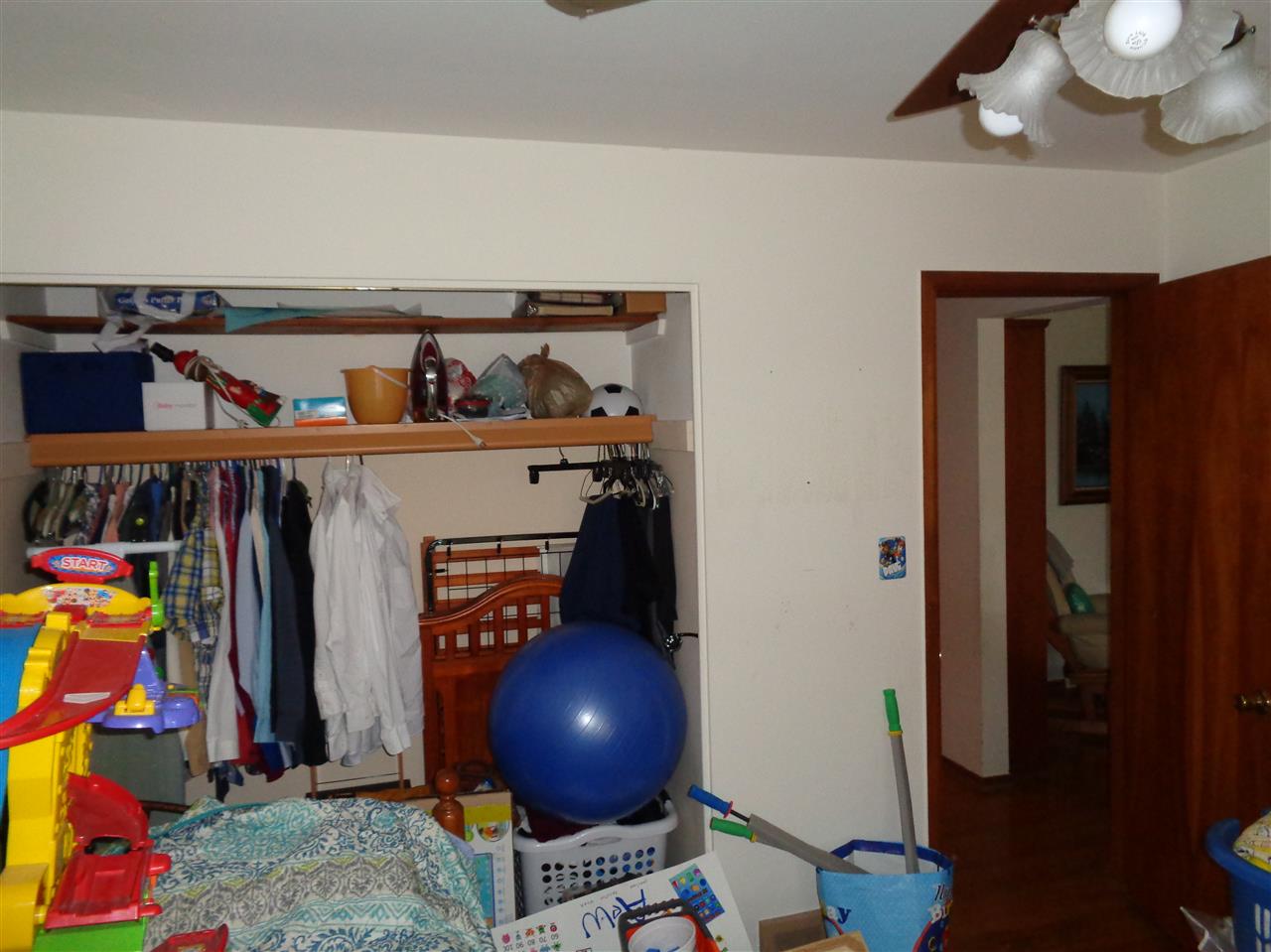 22779 Rausch Avenue Eastpointe, MI 48021 - Photo 10 of 23 50027601-9.JPG