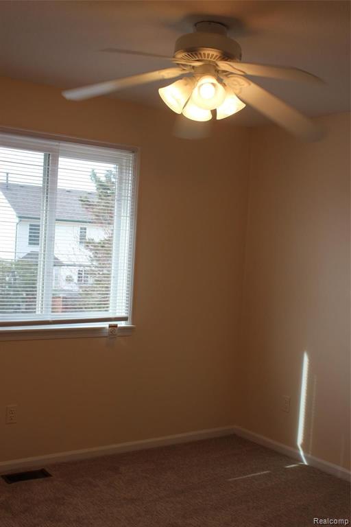 46409 Aarons Way Canton, MI 48188 - Photo 33 of 53