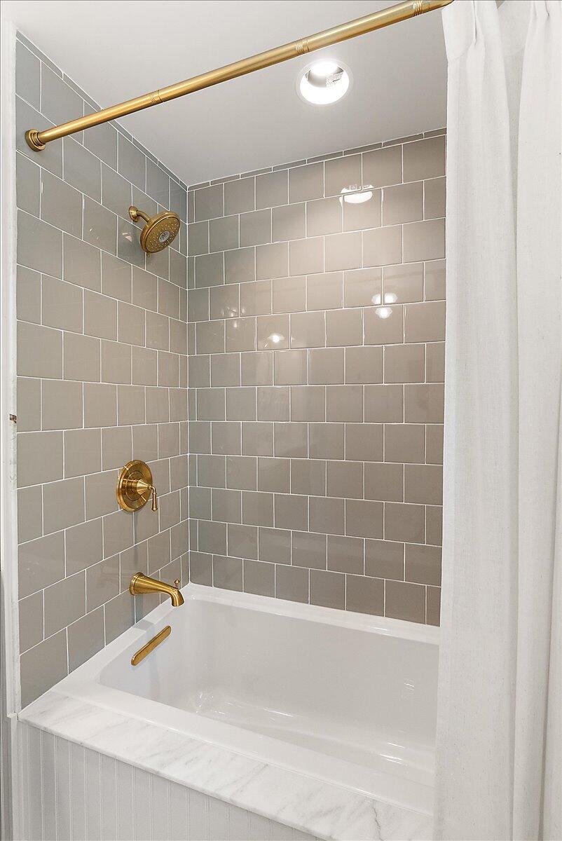 1575 Earhart Road Ann Arbor, MI 48105 - Photo 21 of 60 057-1575 Earhart-57