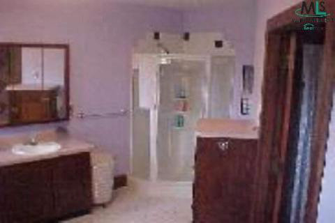 6035 Chicago Road Warren, MI 48092 - Photo 7 of 7 707547-6.JPG