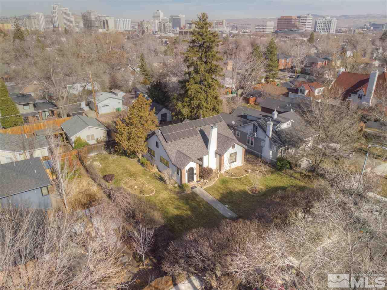 589 Reno Avenue Reno, NV 89509 - Photo 3 of 25 a view of a city