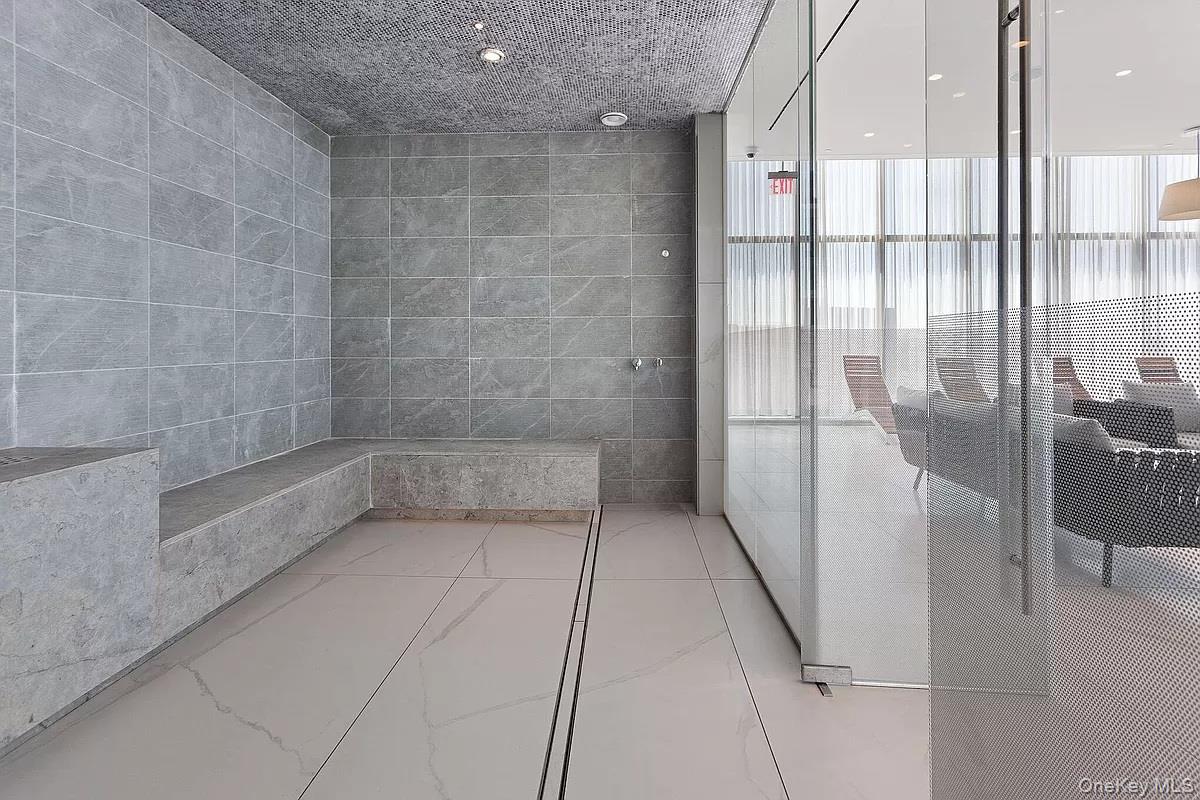131-05 40 Road, Unit 12B Queens, NY 11354 - Photo 5 of 13