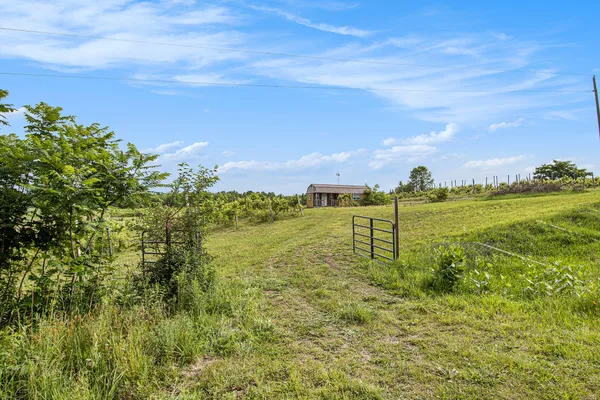 $80,000 | 56278 County Road 365, Lawrence, MI 49064