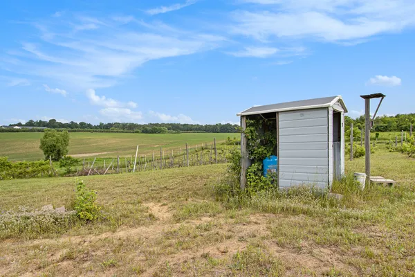 $80,000 | 56278 County Road 365, Lawrence, MI 49064