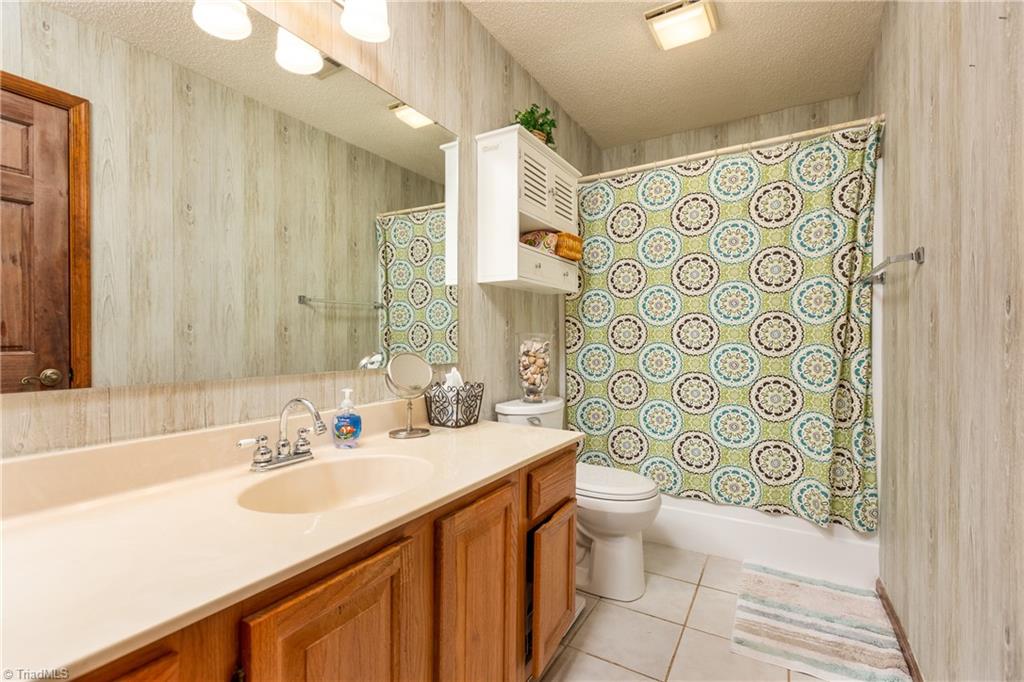 548 Adams Gate Road Winston-Salem, NC 27107 - Photo 18 of 41 Gallery Image 18