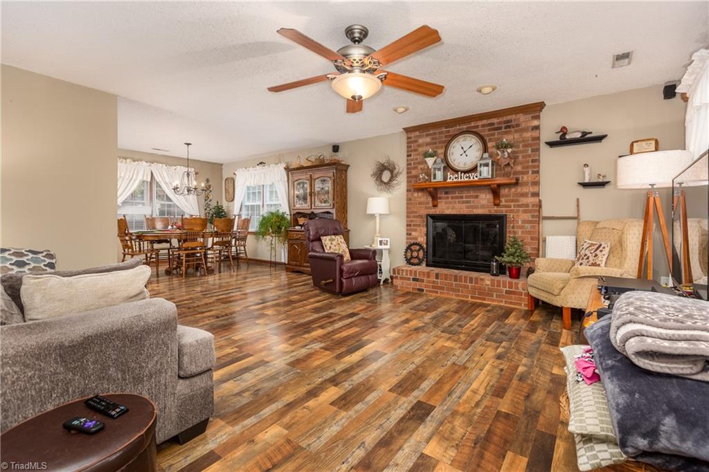 548 Adams Gate Road Winston-Salem, NC 27107 - Photo 5 of 41 Gallery Image 5