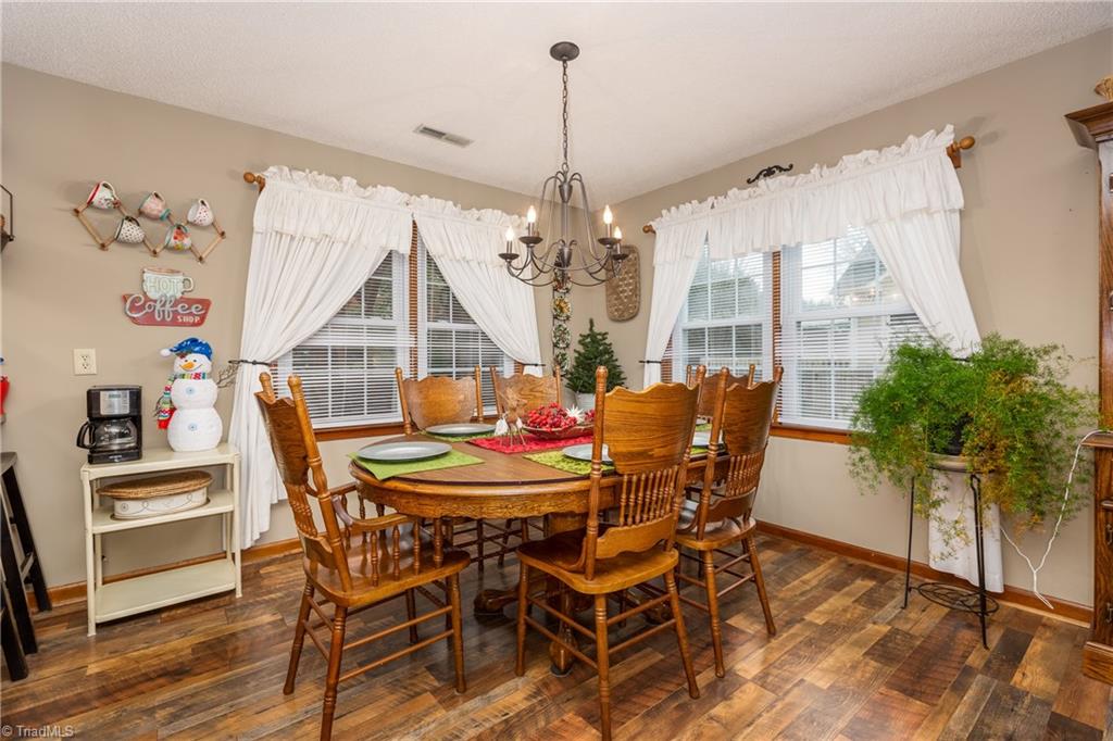548 Adams Gate Road Winston-Salem, NC 27107 - Photo 8 of 41 Gallery Image 8