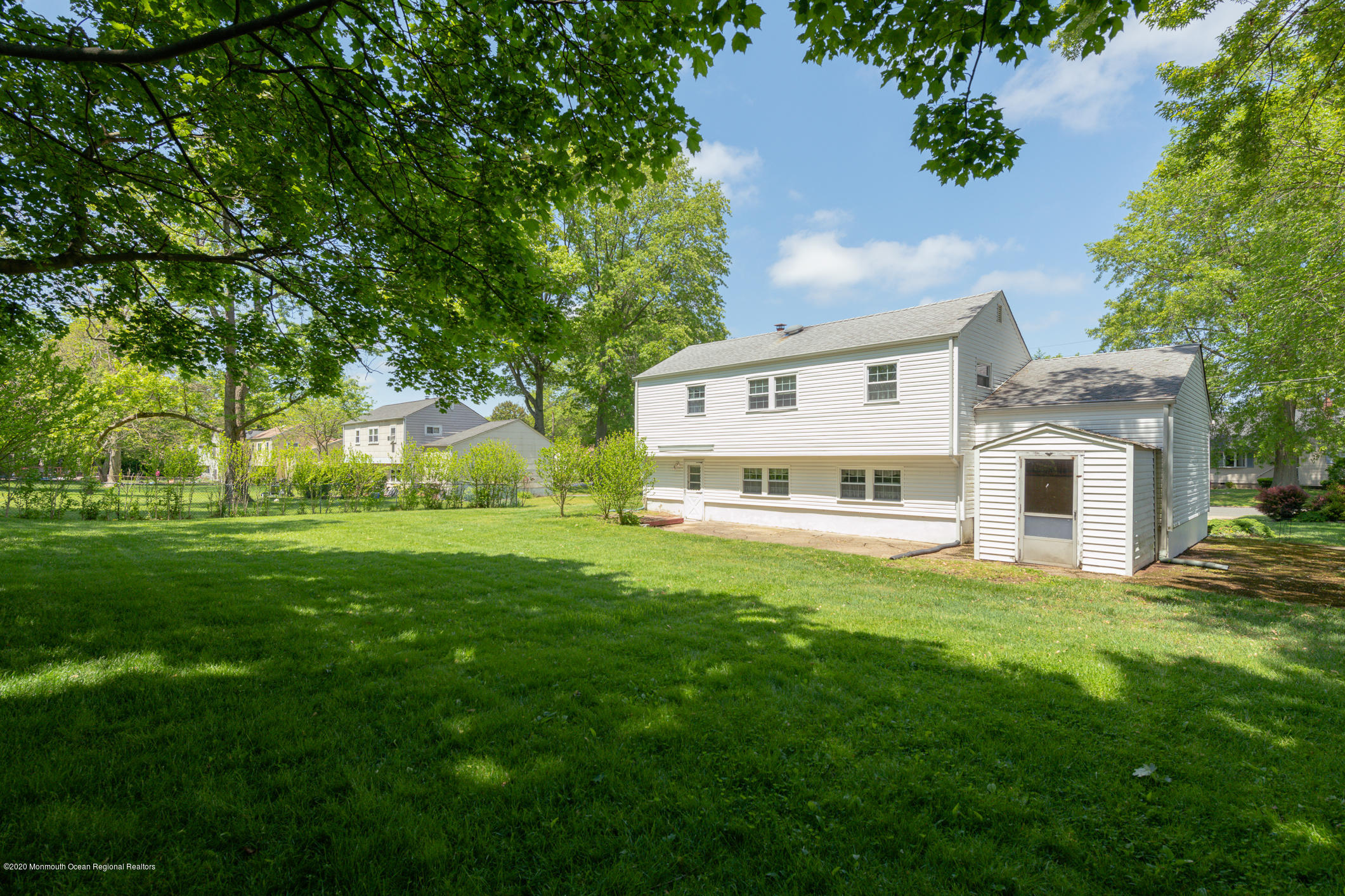 10 Mayfair Road Holmdel, NJ 07733 - Photo 2 of 13 Back of House
