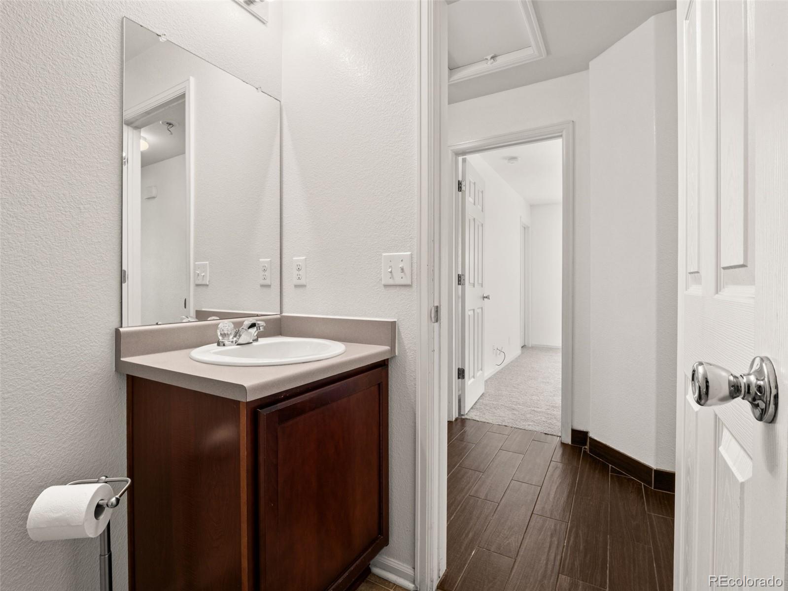 5383 Lewiston Street Denver, CO 80239 - Photo 13 of 27