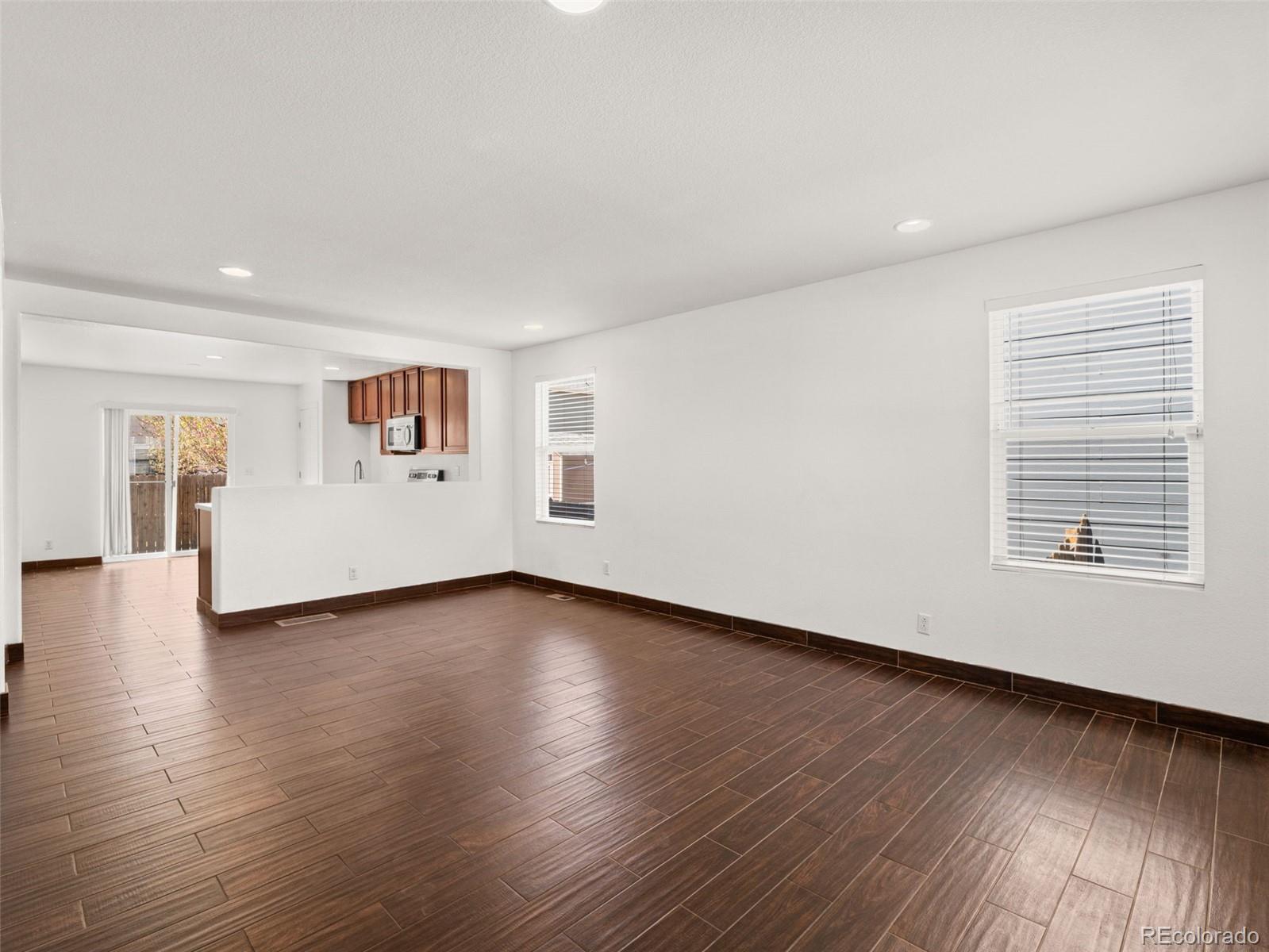5383 Lewiston Street Denver, CO 80239 - Photo 4 of 27