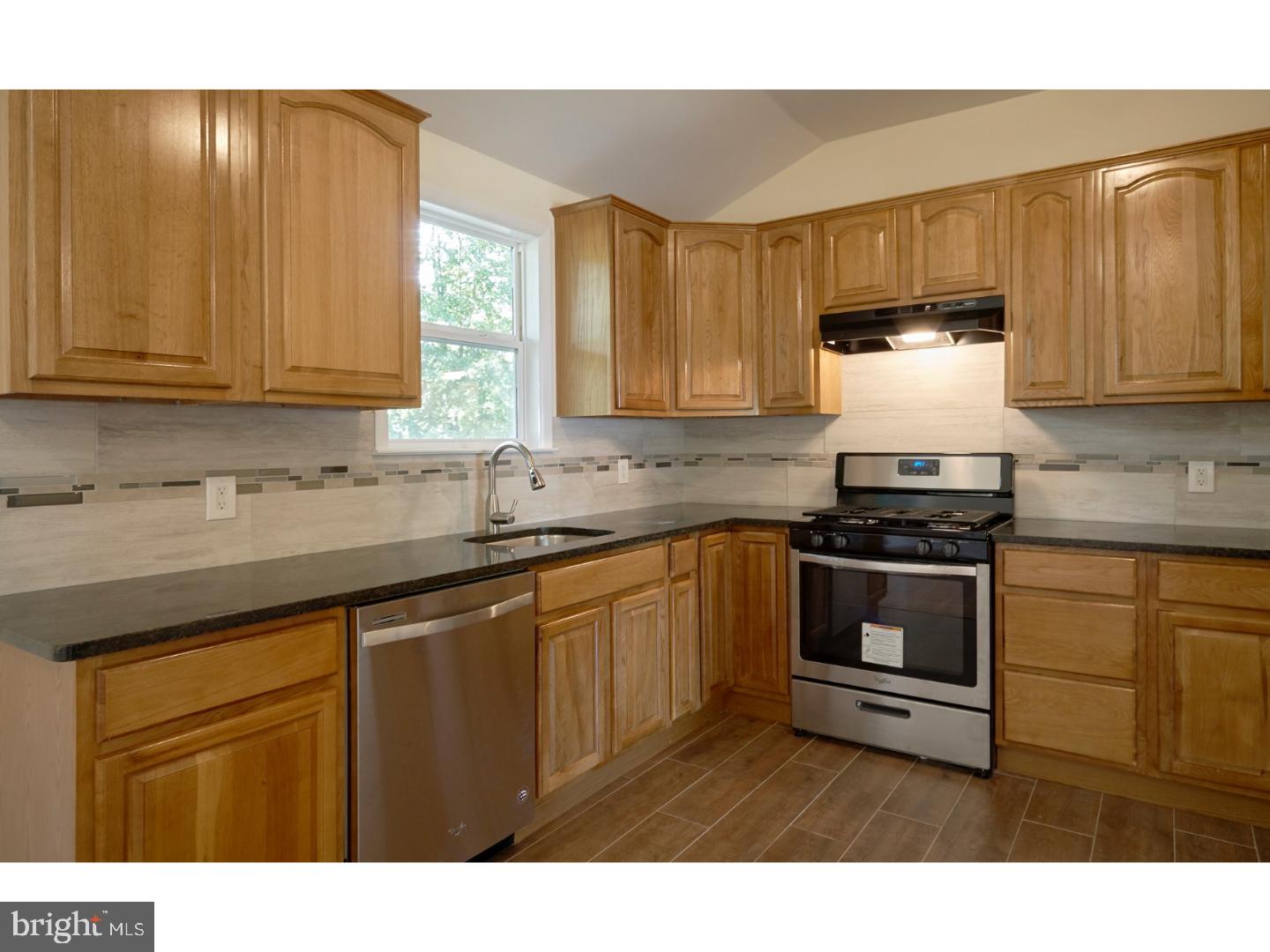 819 Richard Road Cherry Hill, NJ 08034 - Photo 8 of 25 Gallery Image 8
