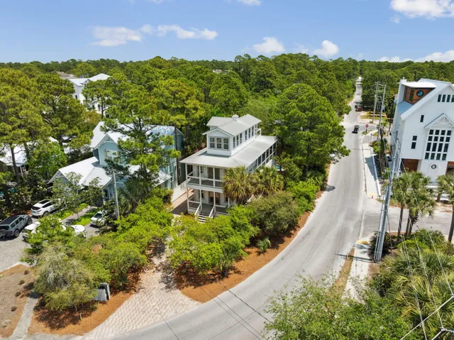 $1,699,900 | 393 Lakewood Drive, Santa Rosa Beach, FL 32459