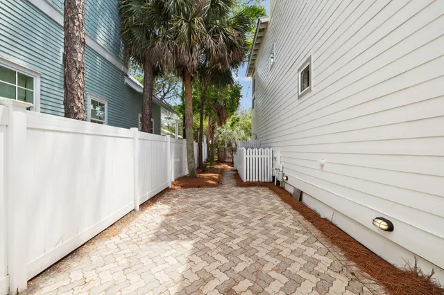 $1,699,900 | 393 Lakewood Drive, Santa Rosa Beach, FL 32459