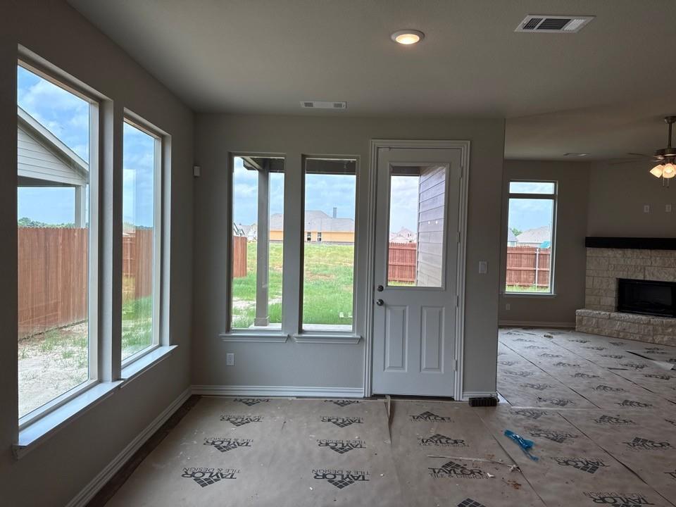 1221 Colca Drive Springtown, TX 76082 - Photo 5 of 11