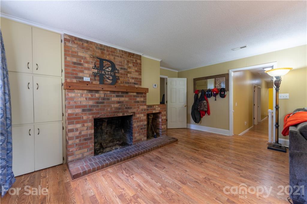 415 Phifer Road Kings Mountain, NC 28086 - Photo 4 of 26 Gallery Image 4