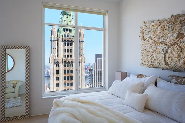 $25,000 | 30 Park Place, Unit 64B | TriBeCa