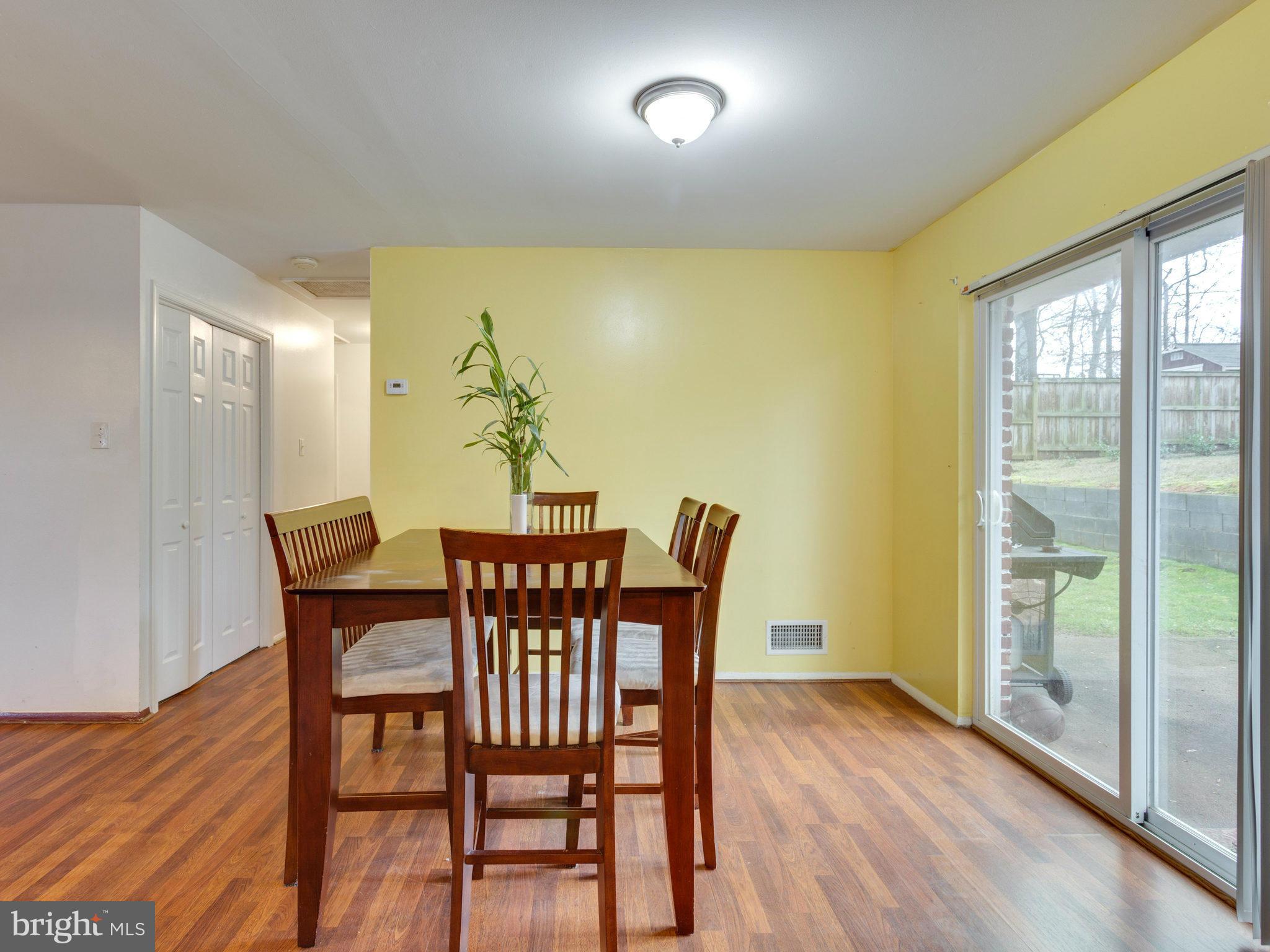 7511 Murillo Street Springfield, VA 22151 - Photo 8 of 22 Dining Room