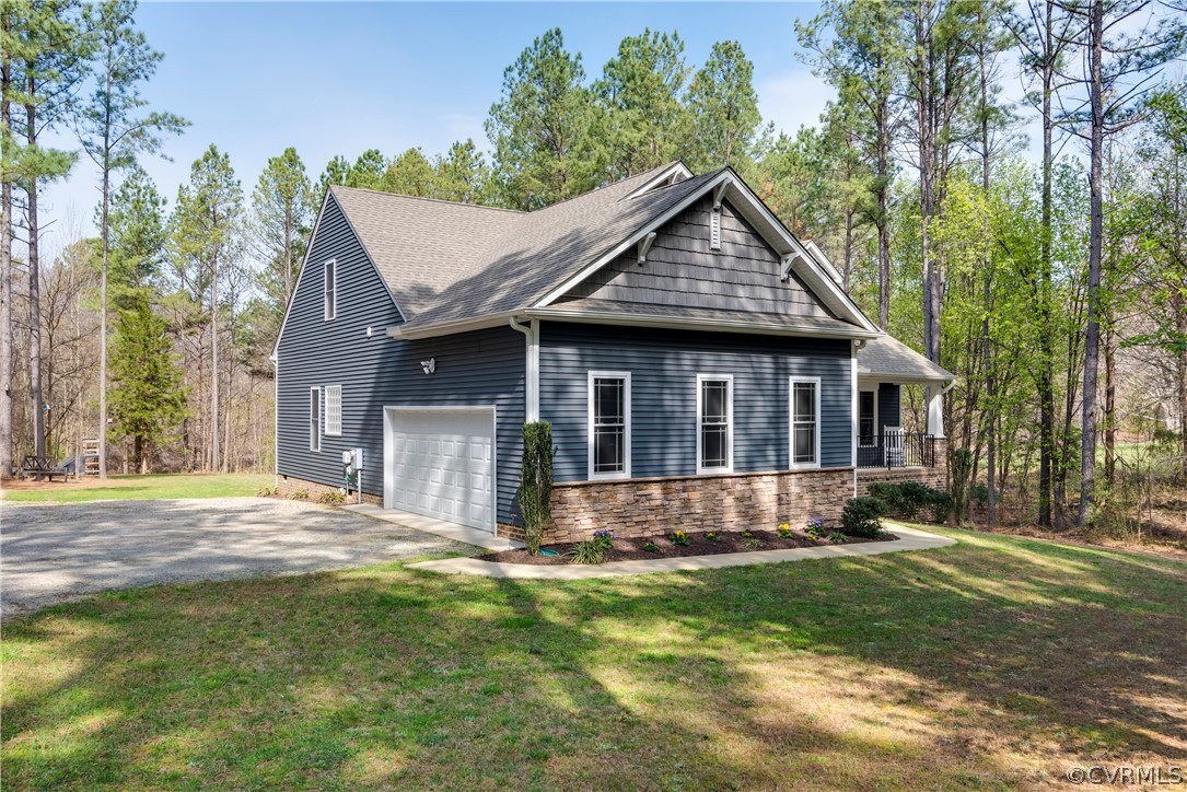 1405 Schroeder Road Powhatan, VA 23139 - Photo 2 of 50 Gallery Image 2