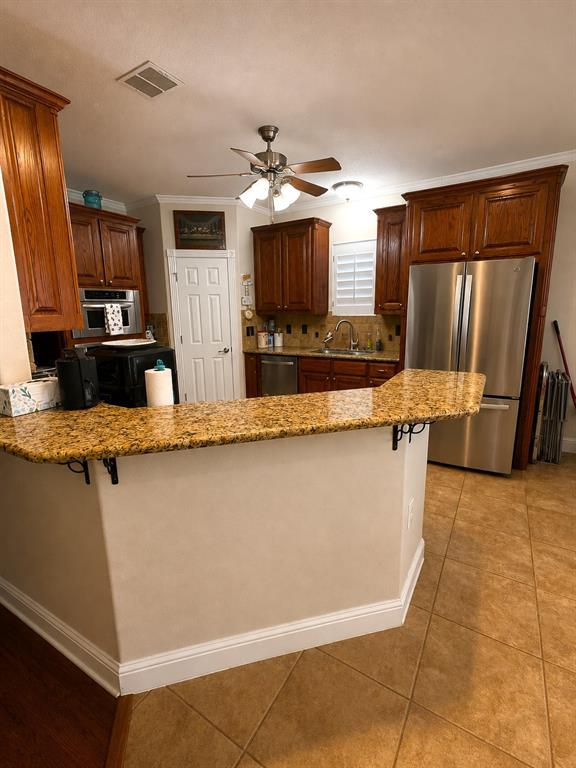 253 South Natural Spring Lane Azle, TX 76020 - Photo 7 of 18 Kitchen
