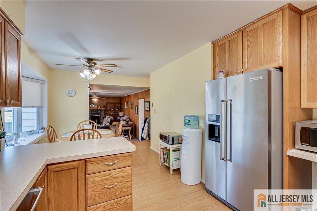 575 Grove Avenue Edison, NJ 08820 - Photo 24 of 37