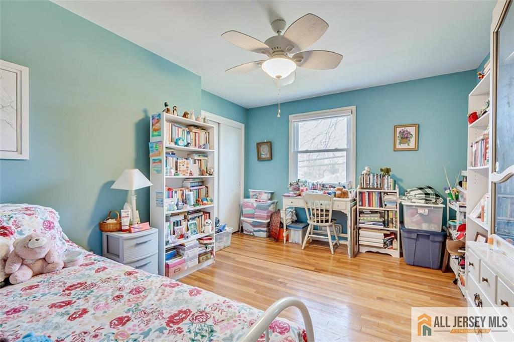 575 Grove Avenue Edison, NJ 08820 - Photo 32 of 37