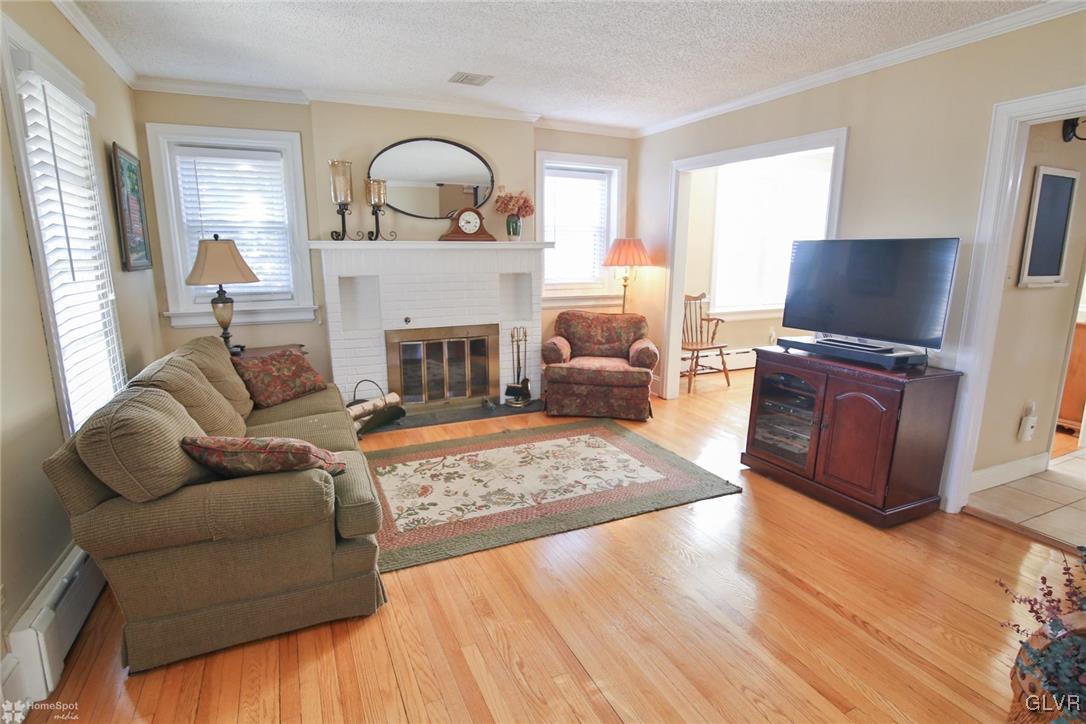 3266 Nazareth Road Easton, PA 18045 - Photo 5 of 25 Gallery Image 5