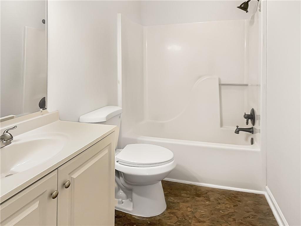 155 Ridgeview Drive Athens, GA 30606 - Photo 17 of 23 a bathroom with a sink and toilet