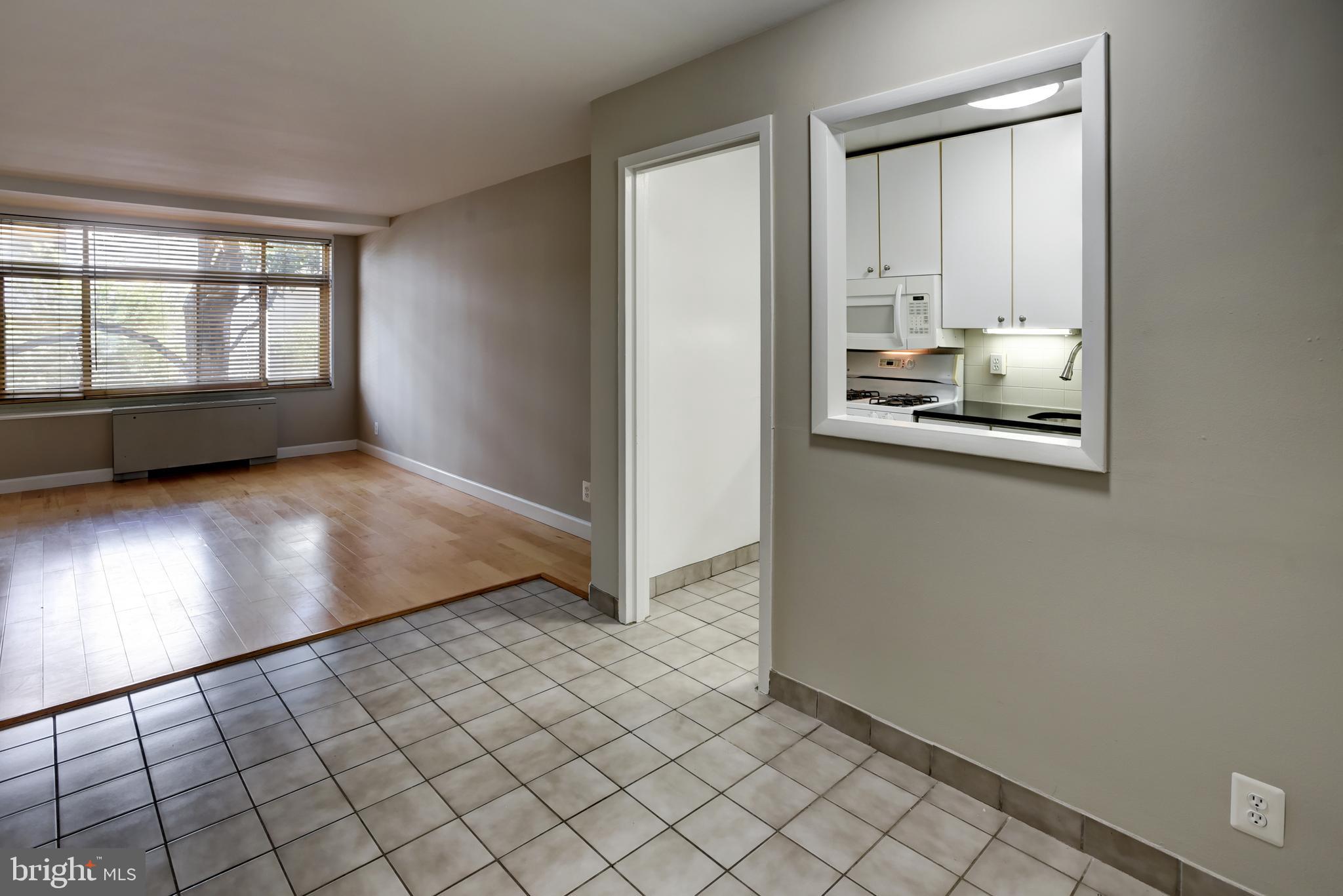 2401 H Street Northwest, Unit 208 Washington, DC 20037 - Photo 17 of 37 Dining Area
