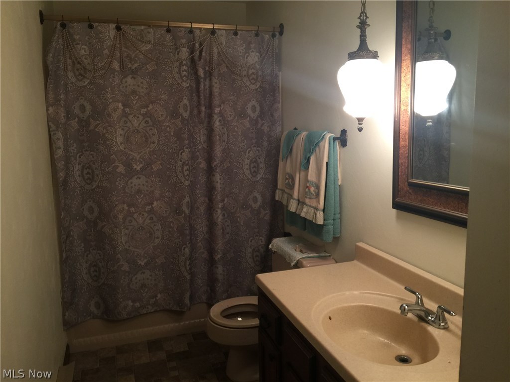 15633 McDonald Road Lisbon, OH 44432 - Photo 7 of 9