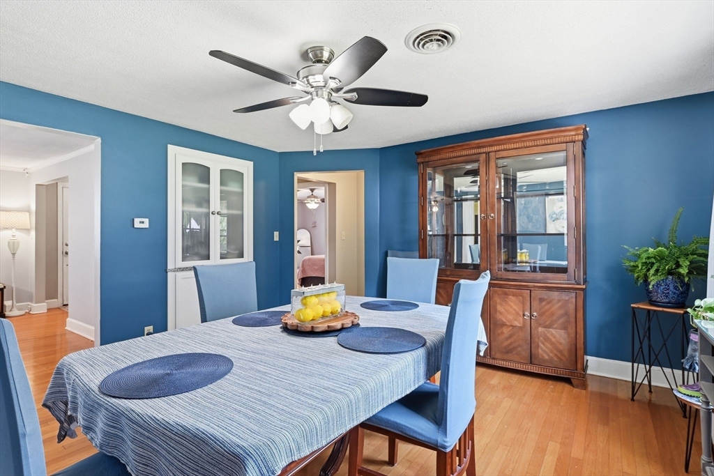 52 Elbert Road Agawam, MA 01001 - Photo 11 of 29
