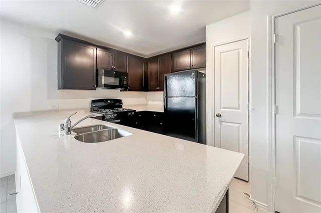 $1,535 | 2943 Wallace Wls Court, Crandall, TX 75114