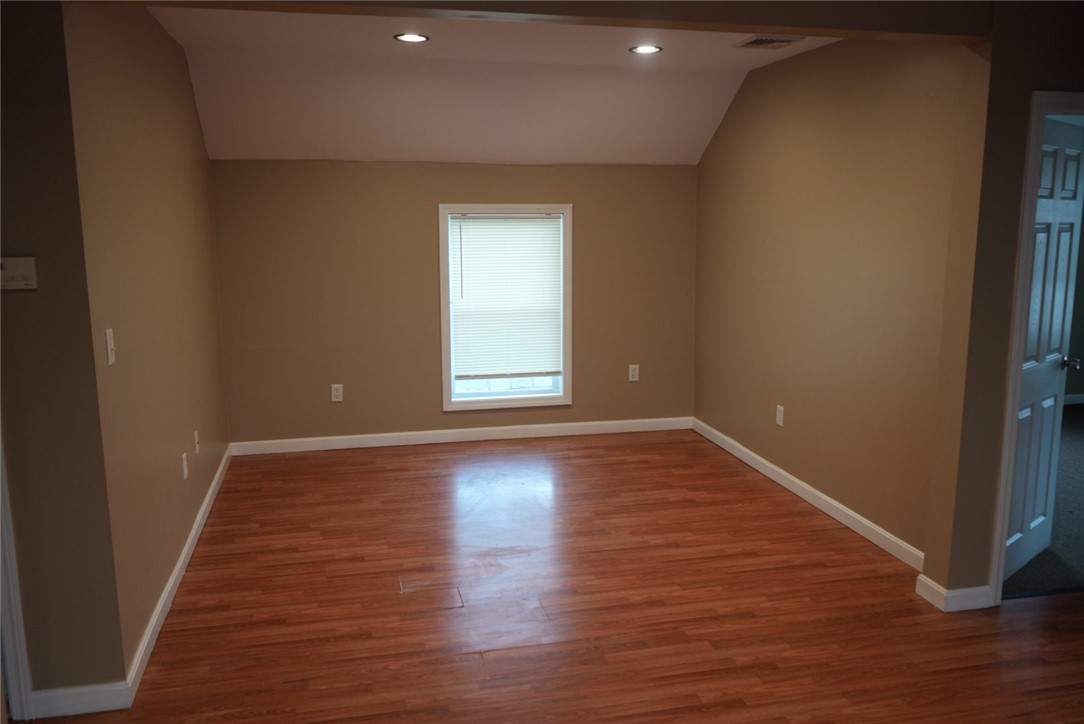 13 Tweed Street, Unit 3 Cranston, RI 02920 - Photo 11 of 17