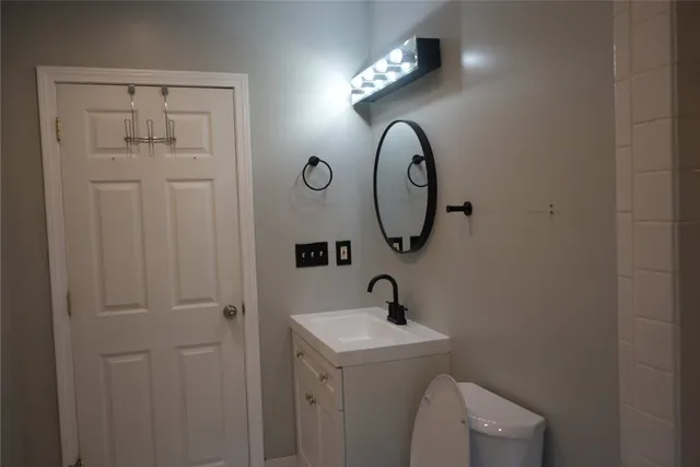 $1,650 | 13 Tweed Street, Unit 3, Cranston, RI 02920