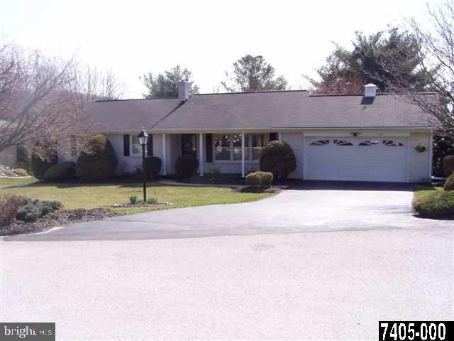 636 Nottingham Way Red Lion, PA 17356 - Photo 1 of 25 Gallery Image 1