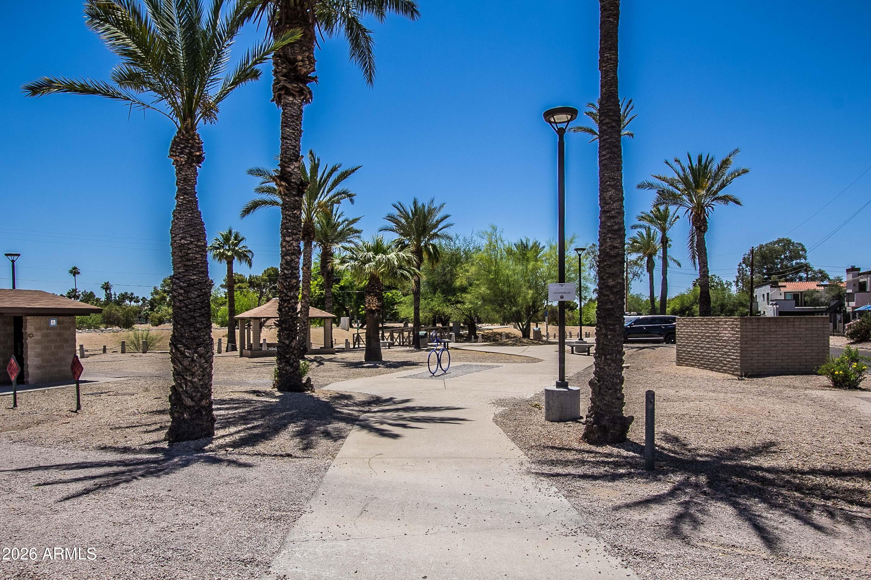 7755 East Thomas Road, Unit 18 Scottsdale, AZ 85251 - Photo 26 of 26 Multi-use paths