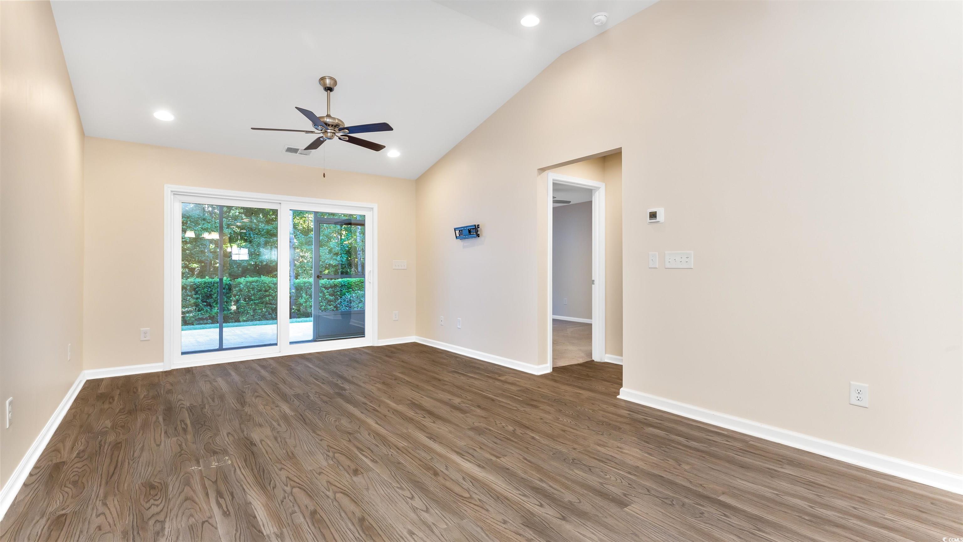 132 Machrie Loop, Unit B Myrtle Beach, SC 29588 - Photo 12 of 32