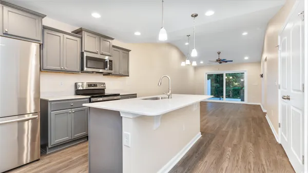 $1,950 | 132 Machrie Loop, Unit B, Myrtle Beach, SC 29588