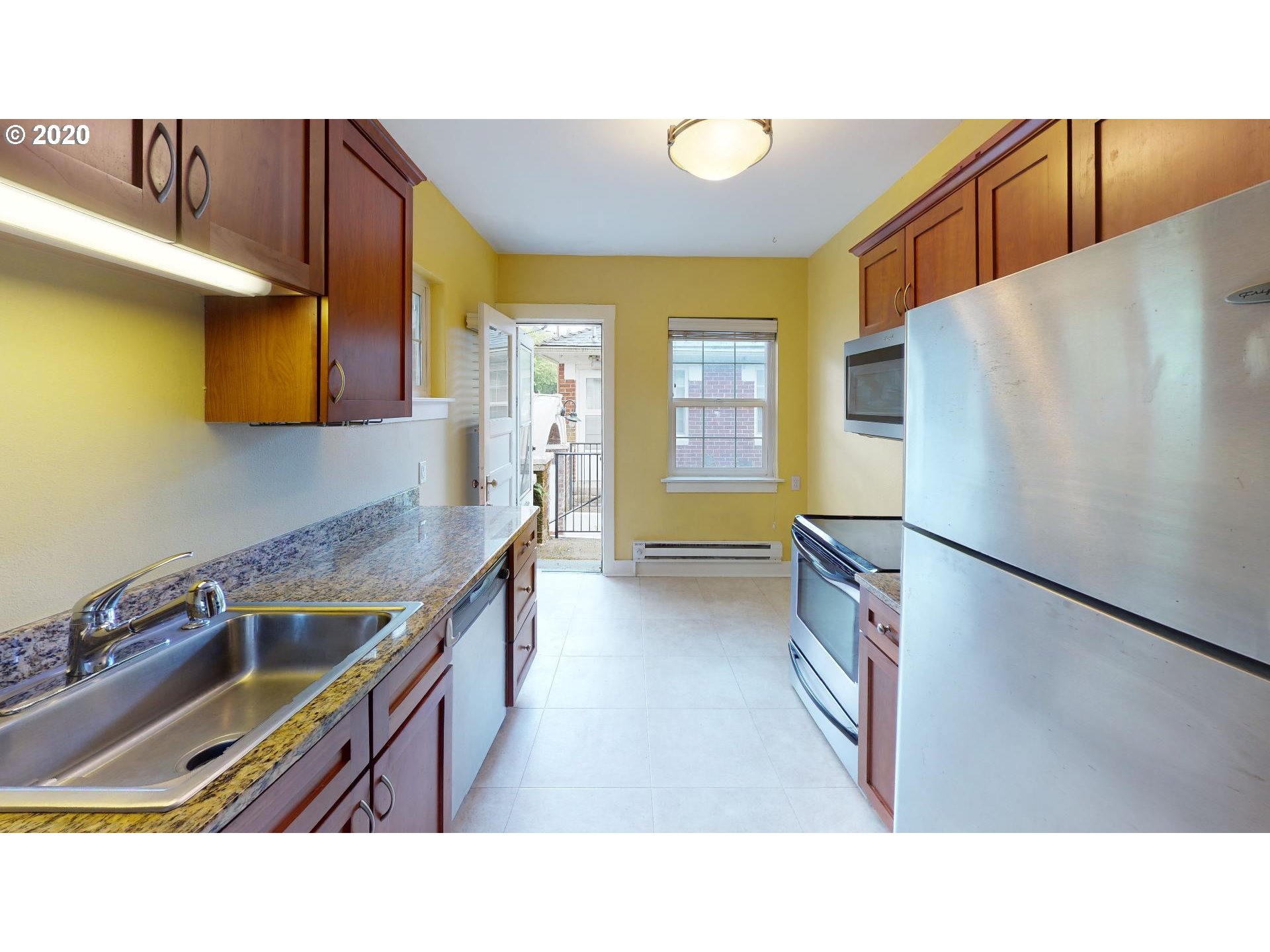 2601 Northwest Raleigh Street, Unit 10 Portland, OR 97210 - Photo 4 of 7 Gallery Image 4