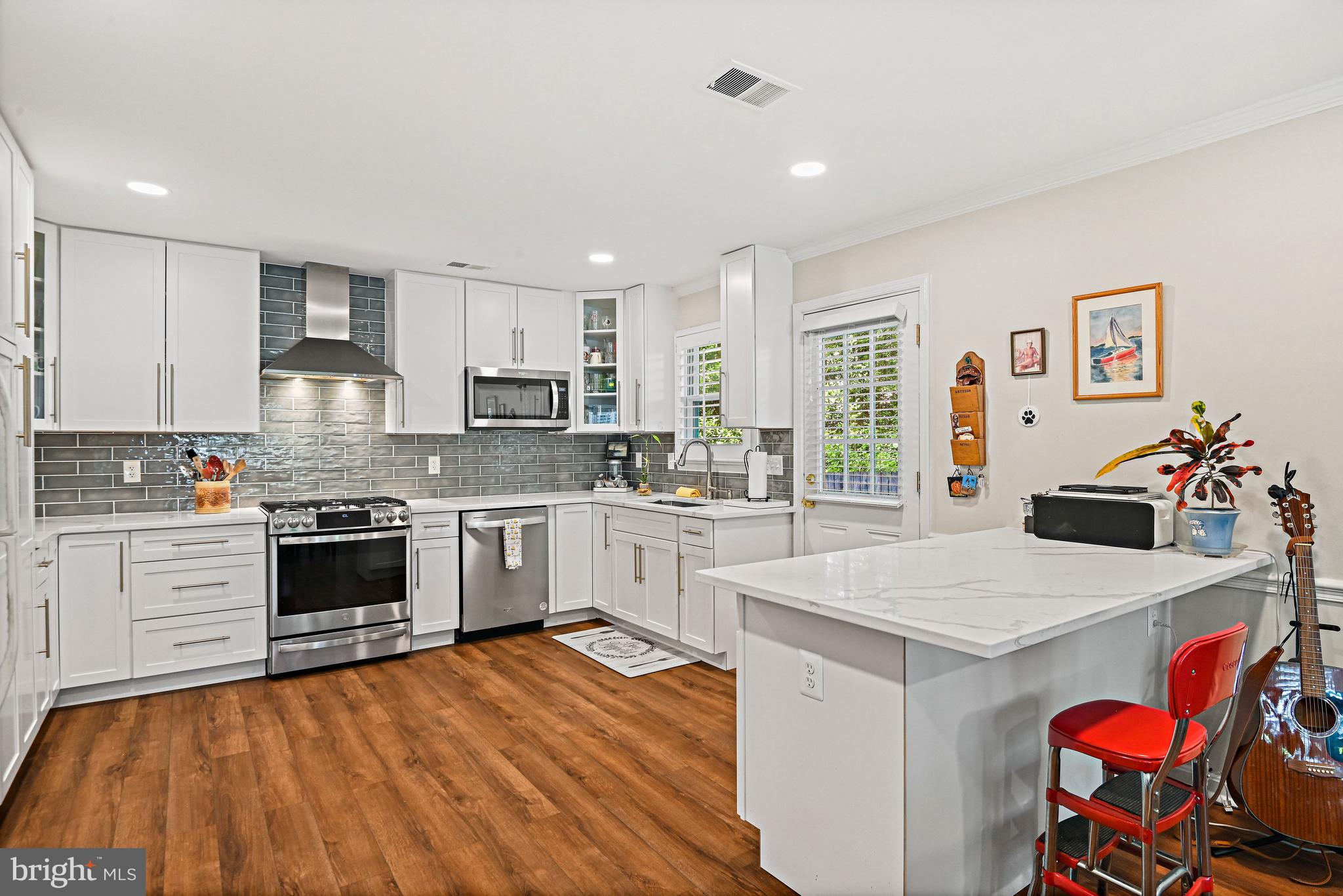 6914 Chelsea Road McLean, VA 22101 - Photo 5 of 19