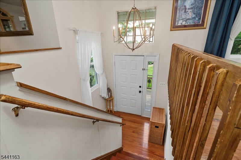 15 Rhea Run Newton, NJ 07860 - Photo 4 of 34