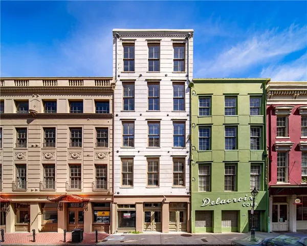 $1,900 | 210 Decatur Street, Unit 401, New Orleans, LA 70130