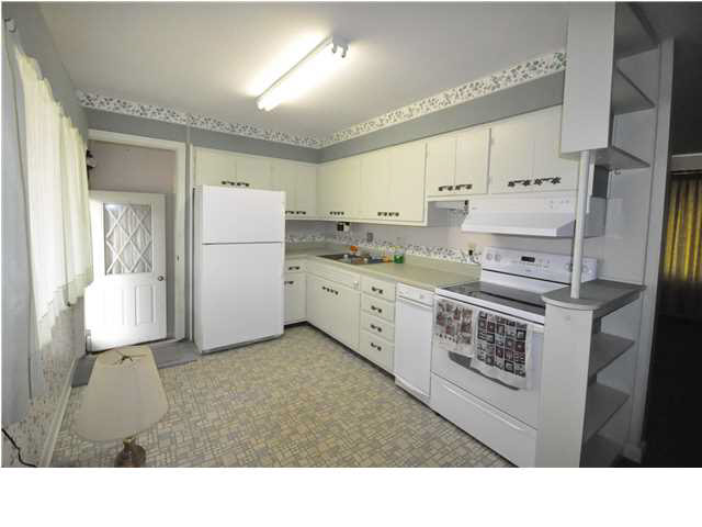 842 Cherokee Road Henderson, KY 42420 - Photo 2 of 15 Gallery Image 2