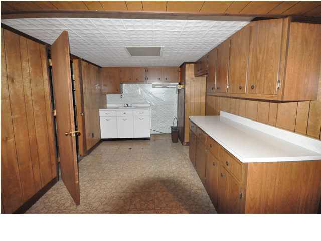 842 Cherokee Road Henderson, KY 42420 - Photo 11 of 15 Gallery Image 11